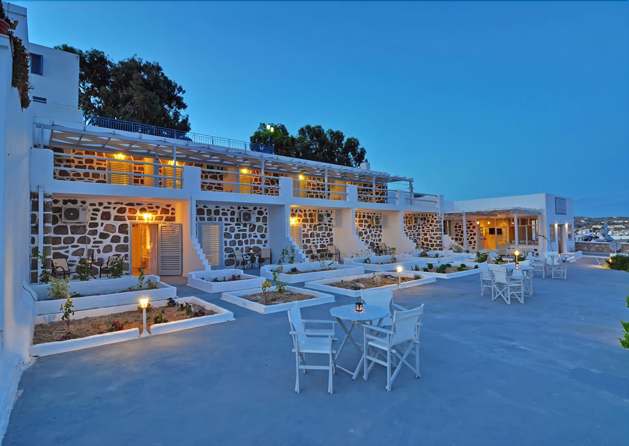 Hotel Adamas ภายนอก รูปภาพ